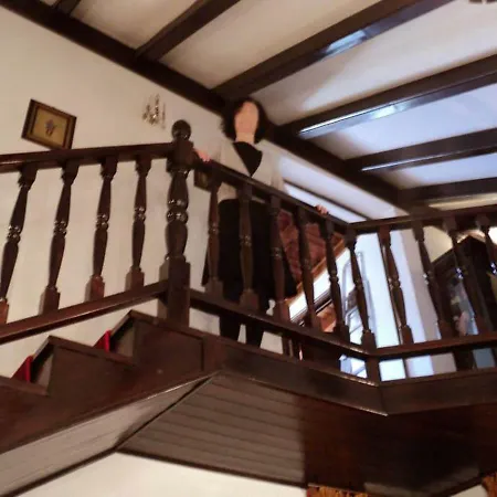 Elegant Historic Large House On アパート グラヴェドーナ